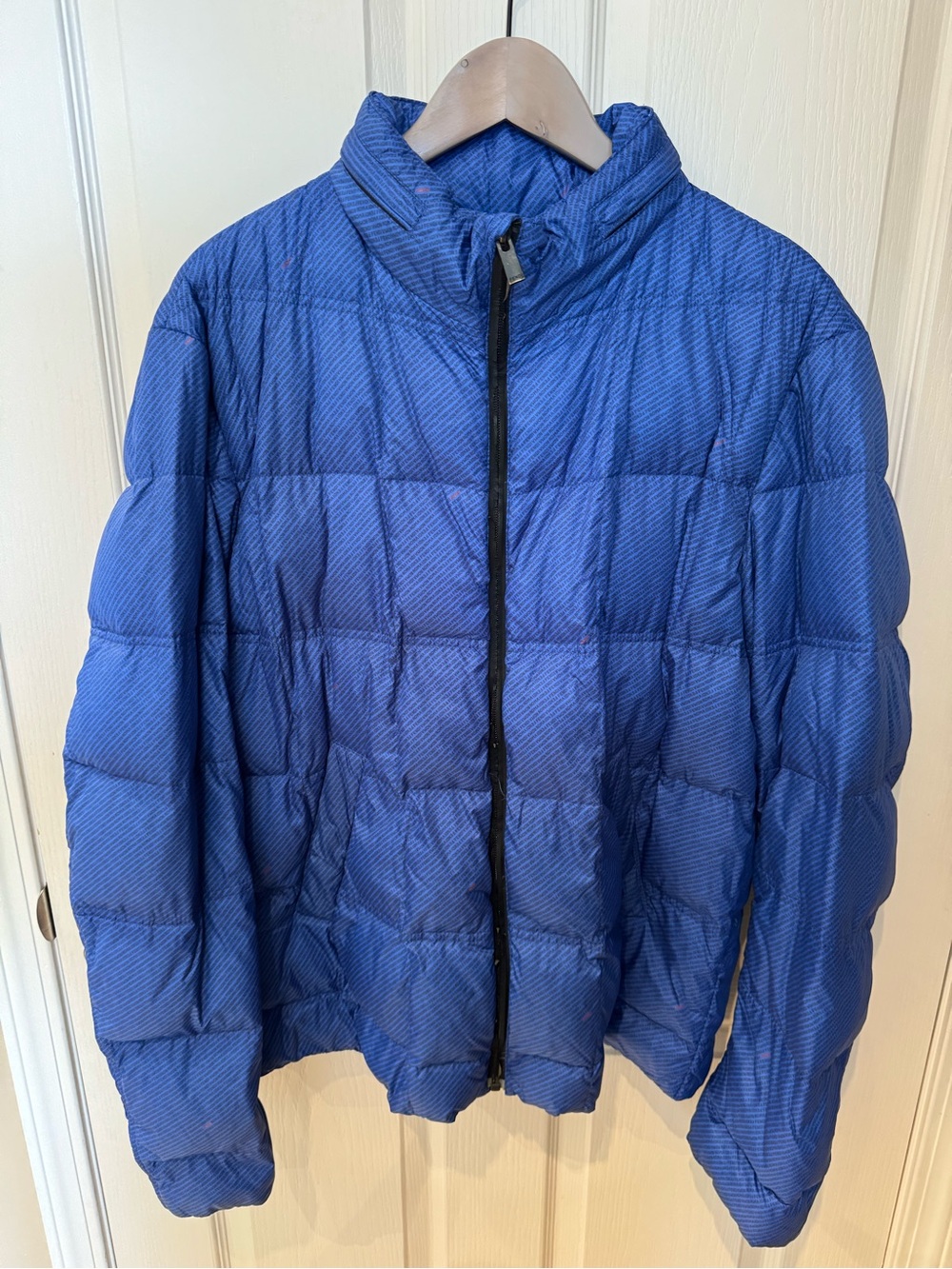 Fendi Men’s Blue Logo Print Puffer Down Jacket Size IT 52